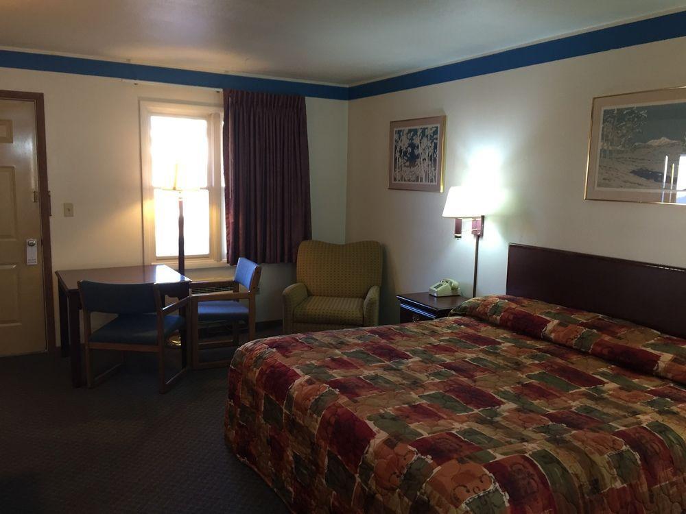 Foster Inn Monticello Bagian luar foto