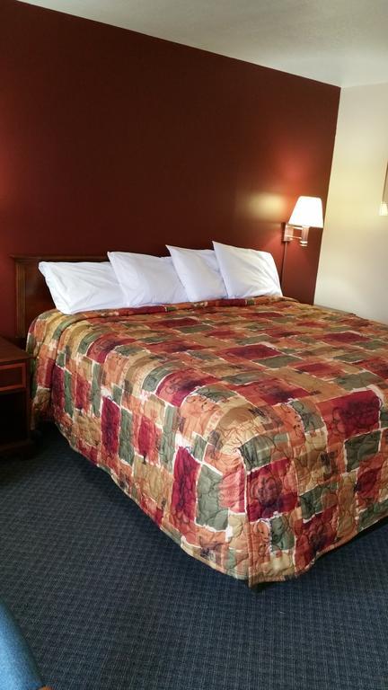 Foster Inn Monticello Bagian luar foto